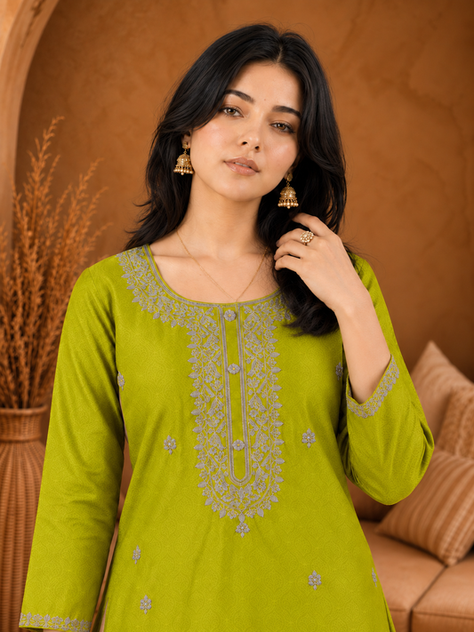 Green-Embroiderd-Straight-Festive Kurta