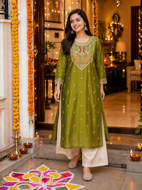 Green Peacock-Motif Embroidered Vichitra Silk Kurta