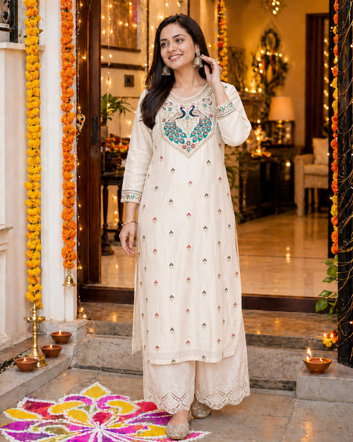 Cream Peacock-Motif Embroidered Vichitra Silk Kurta